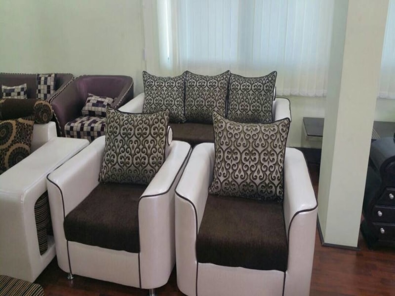 Lux Sofa 17