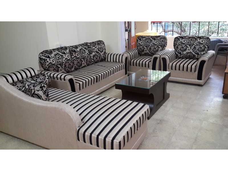 Lux Sofa 25