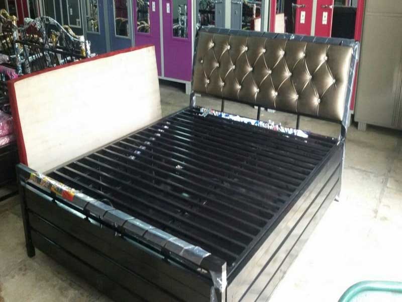 Sofa 16