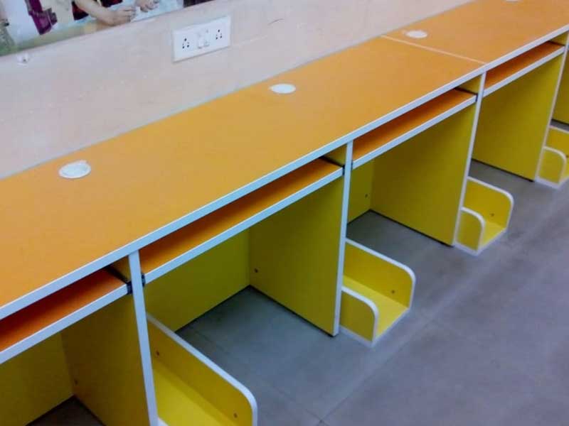 Workstation 23