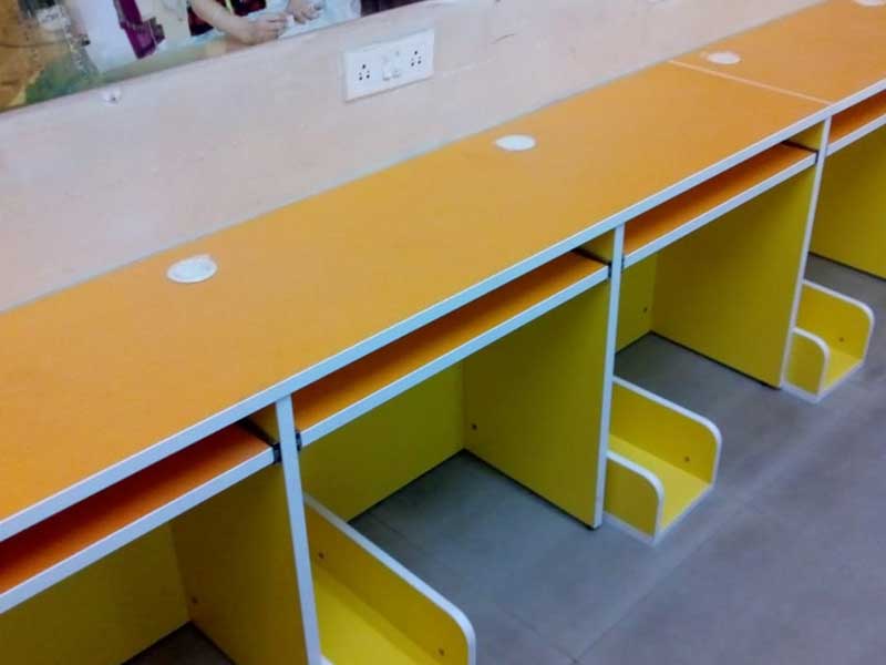 Workstation 33